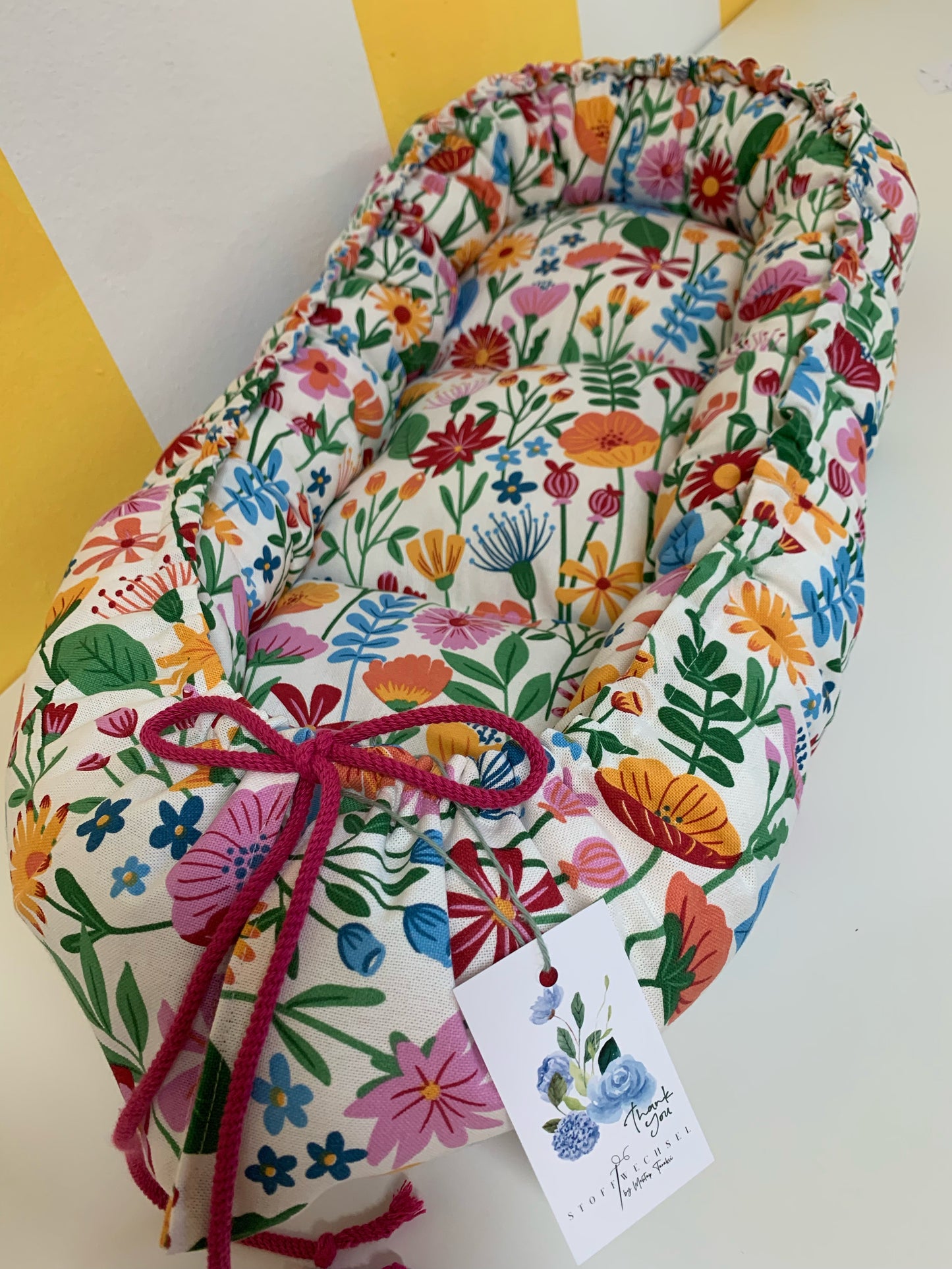 Babynestchen bunte Blüten