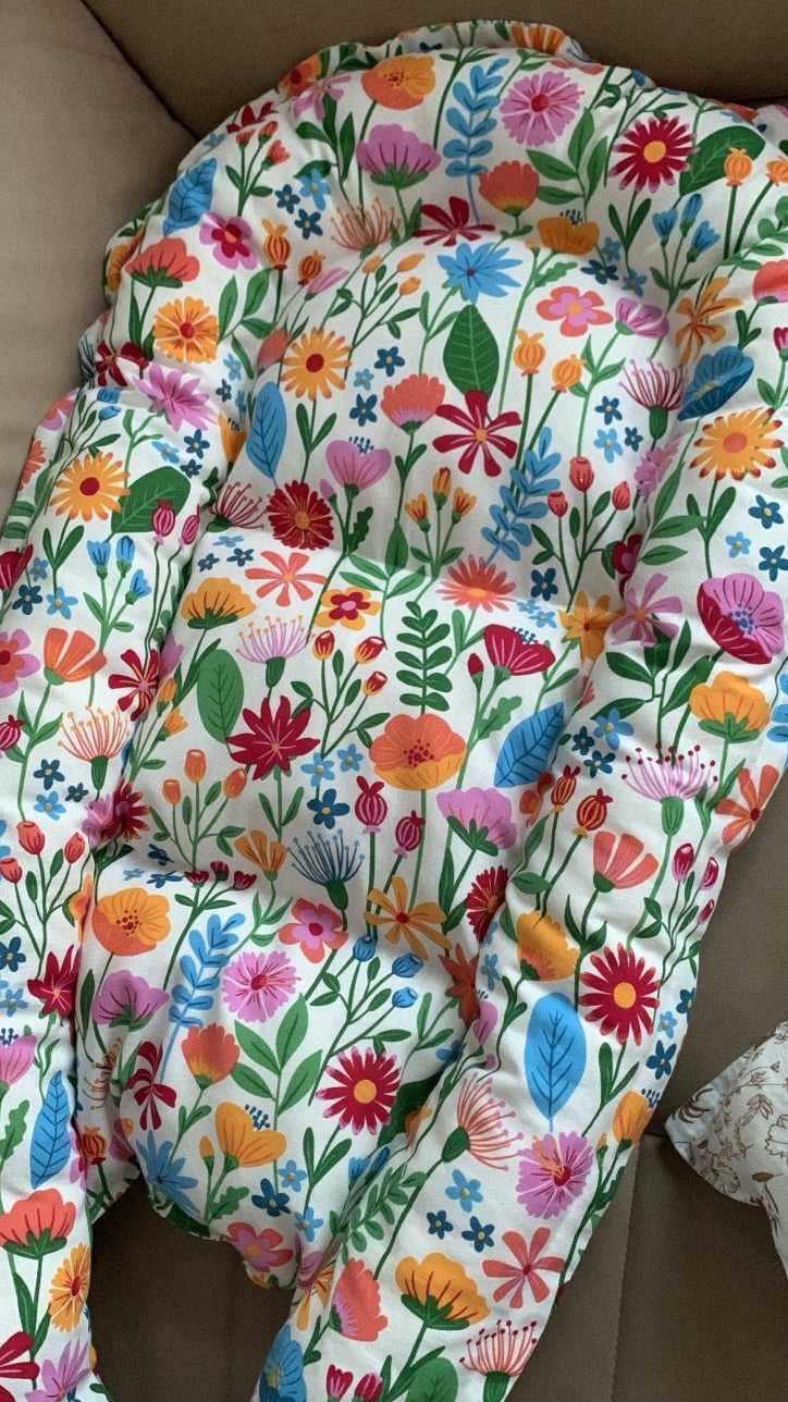 Babynestchen bunte Blüten