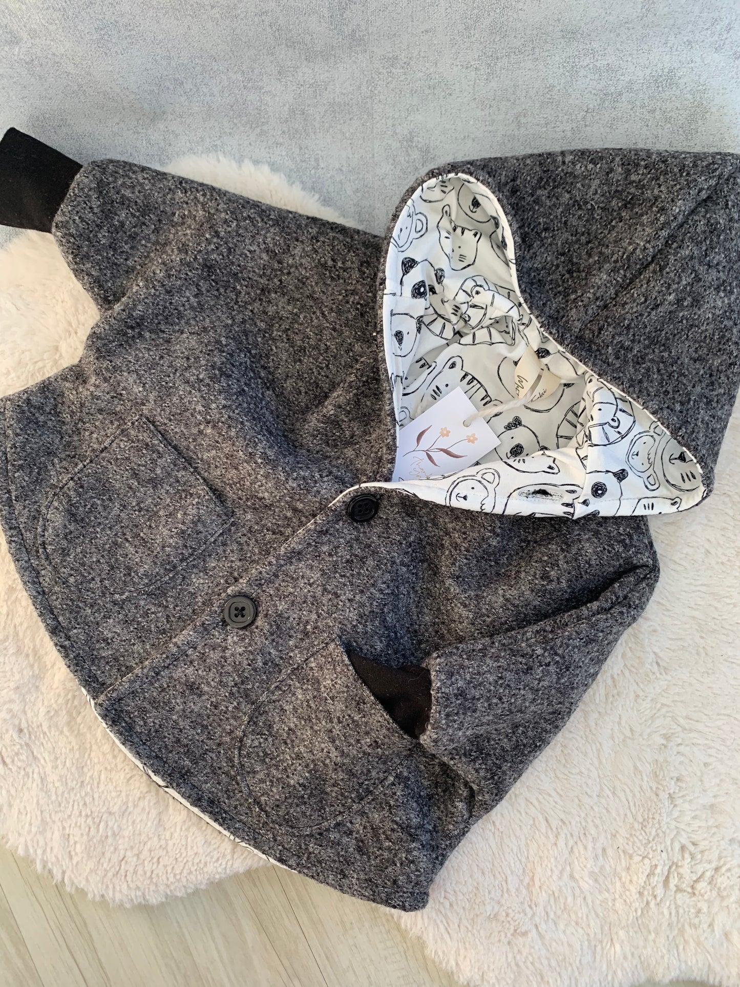 Kleinkind Cape-Jacke aus Wolle grau