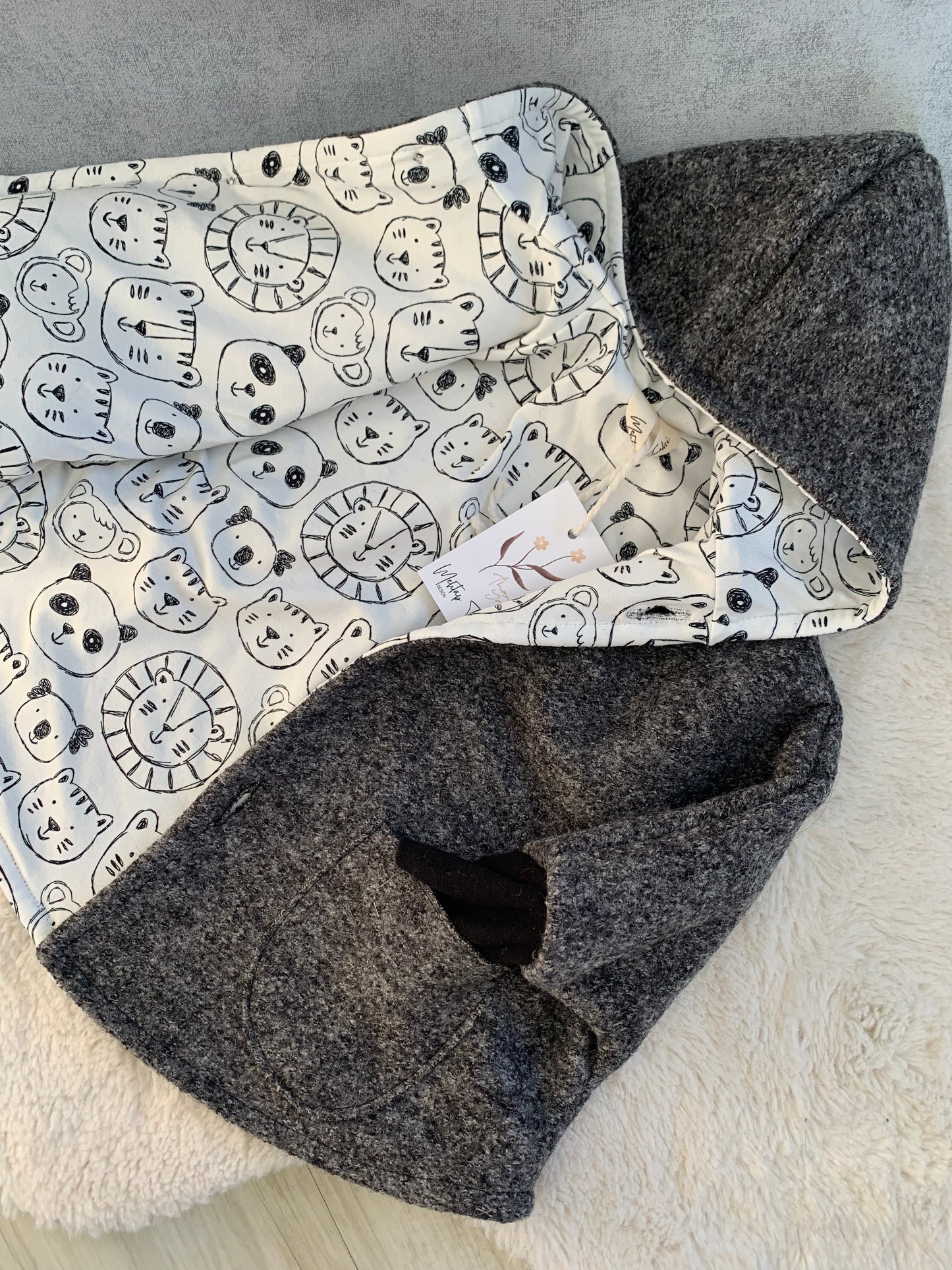 Kleinkind Cape-Jacke aus Wolle grau