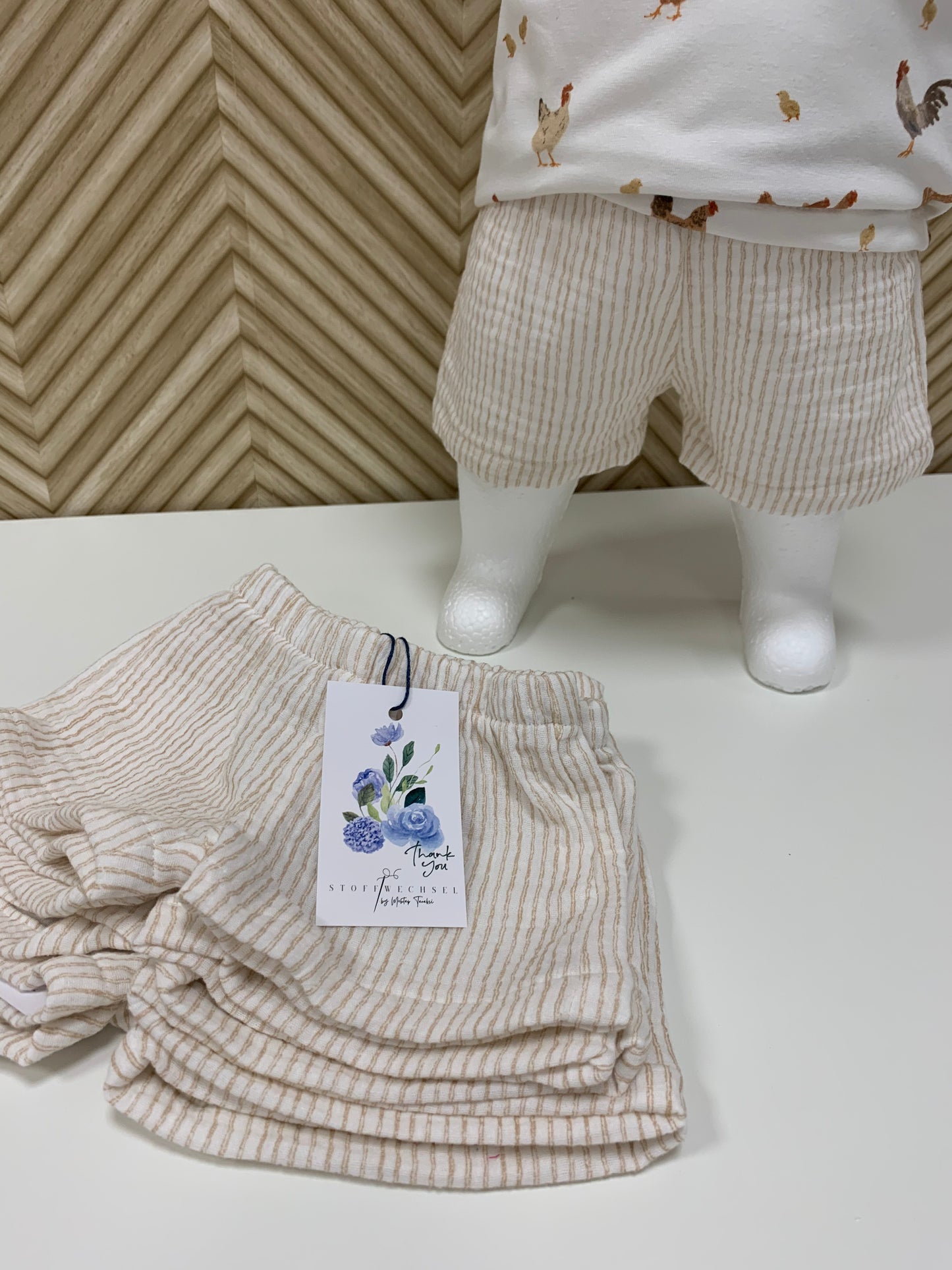 Musselin Shorts mit Streifen