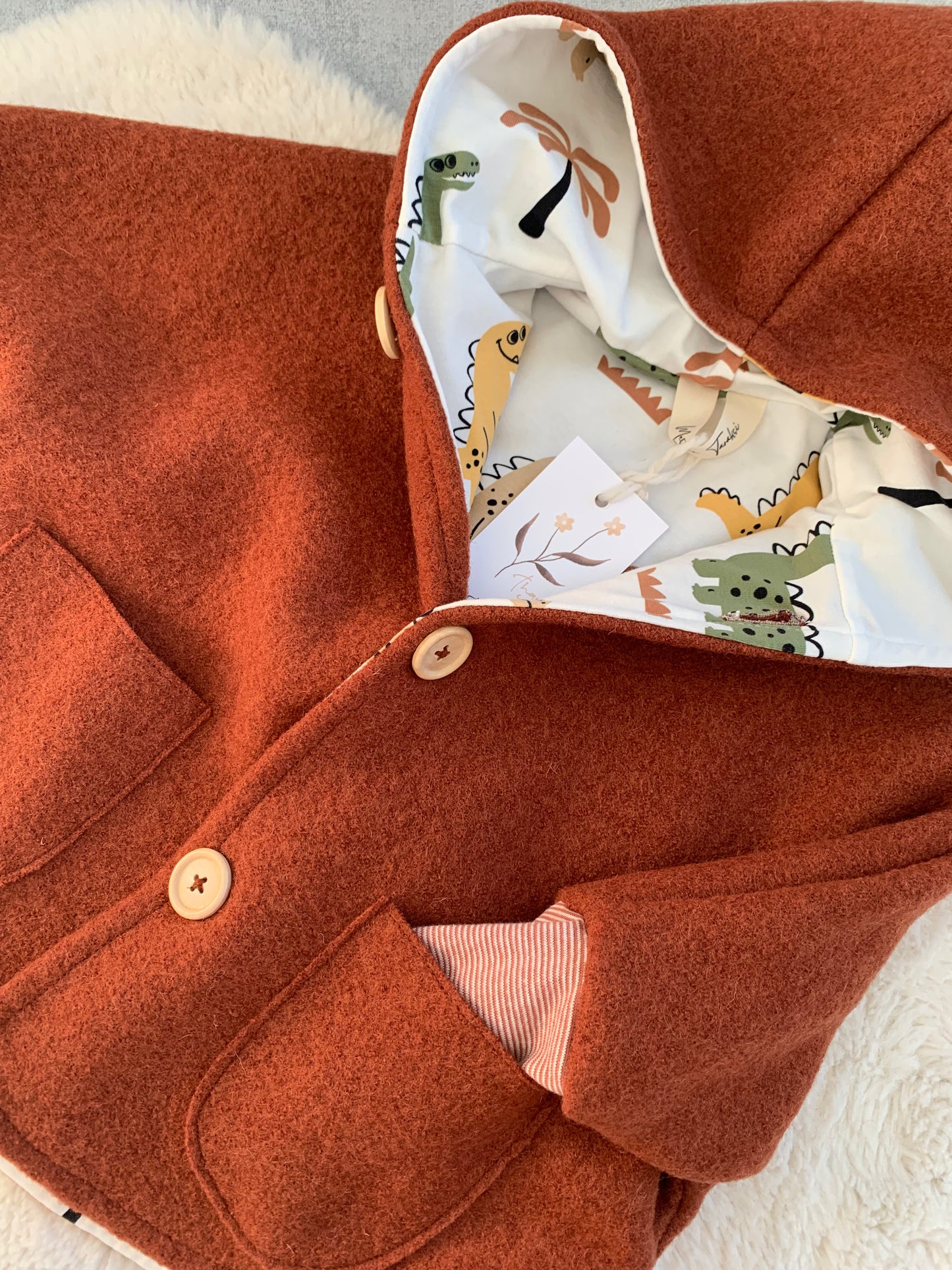Kleinkind Cape Jacke aus Wollwalk, Dino