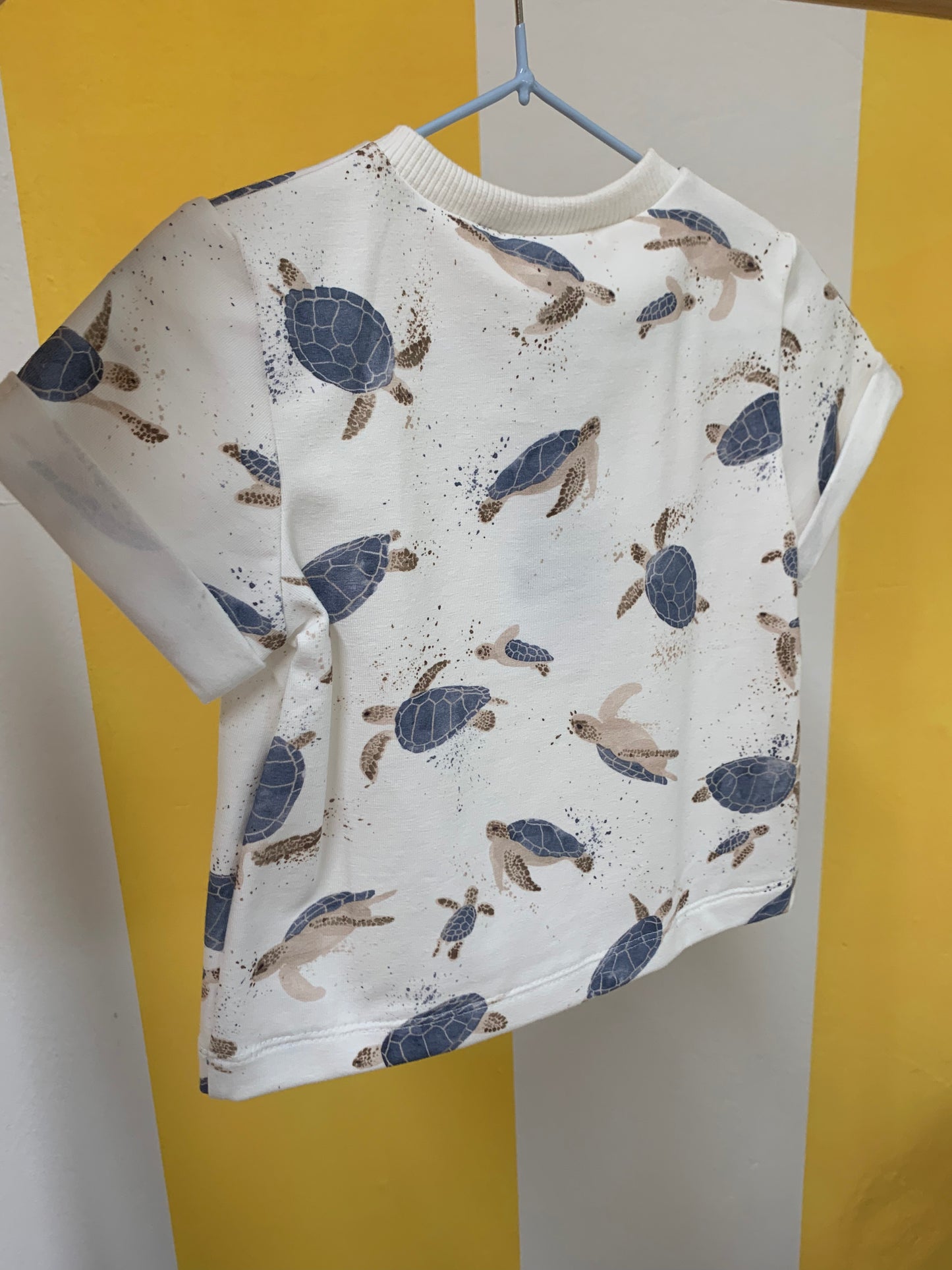 T-Shirt mit Schildkröten