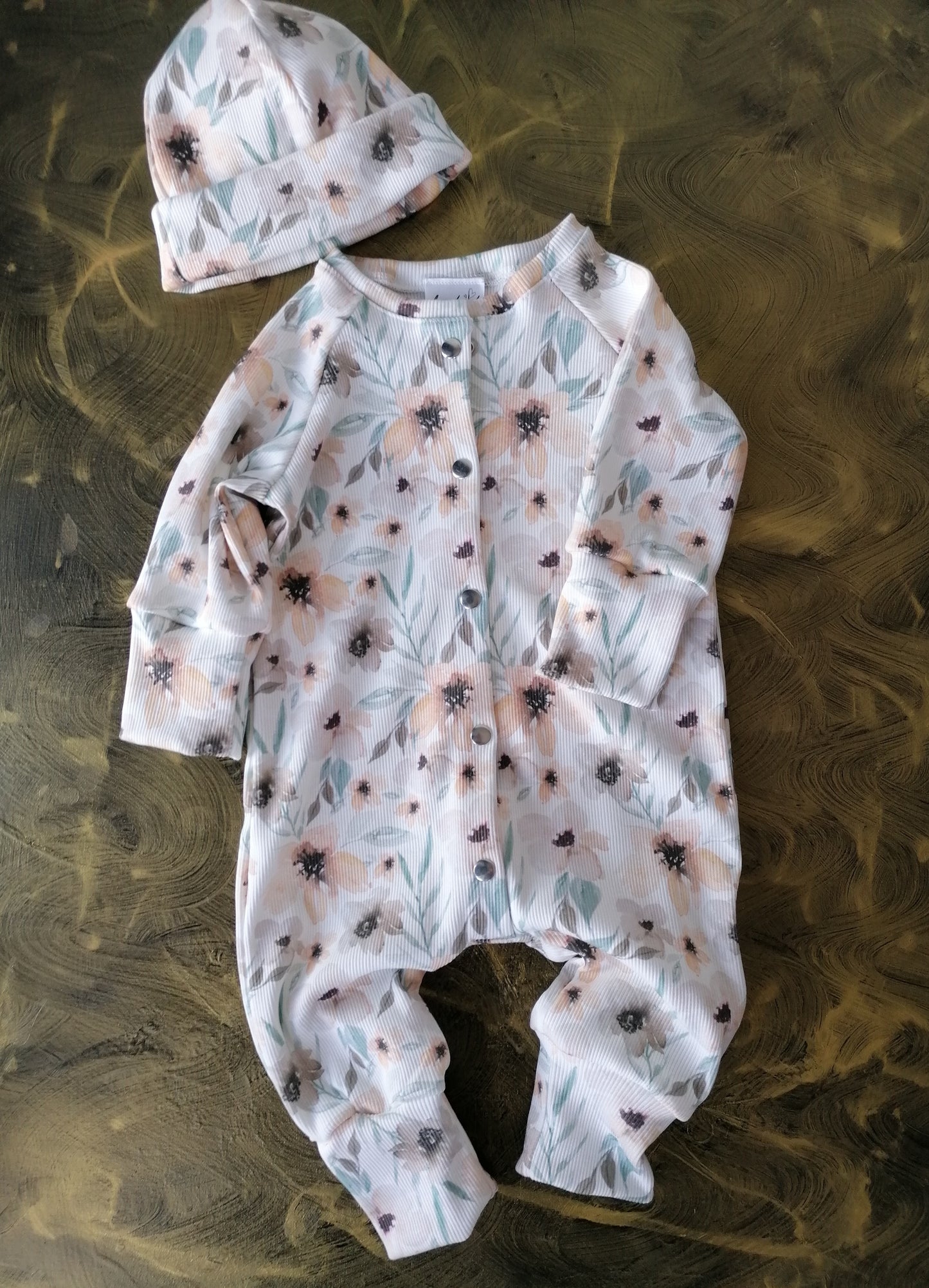 Baby Strampler Set mit Mütze